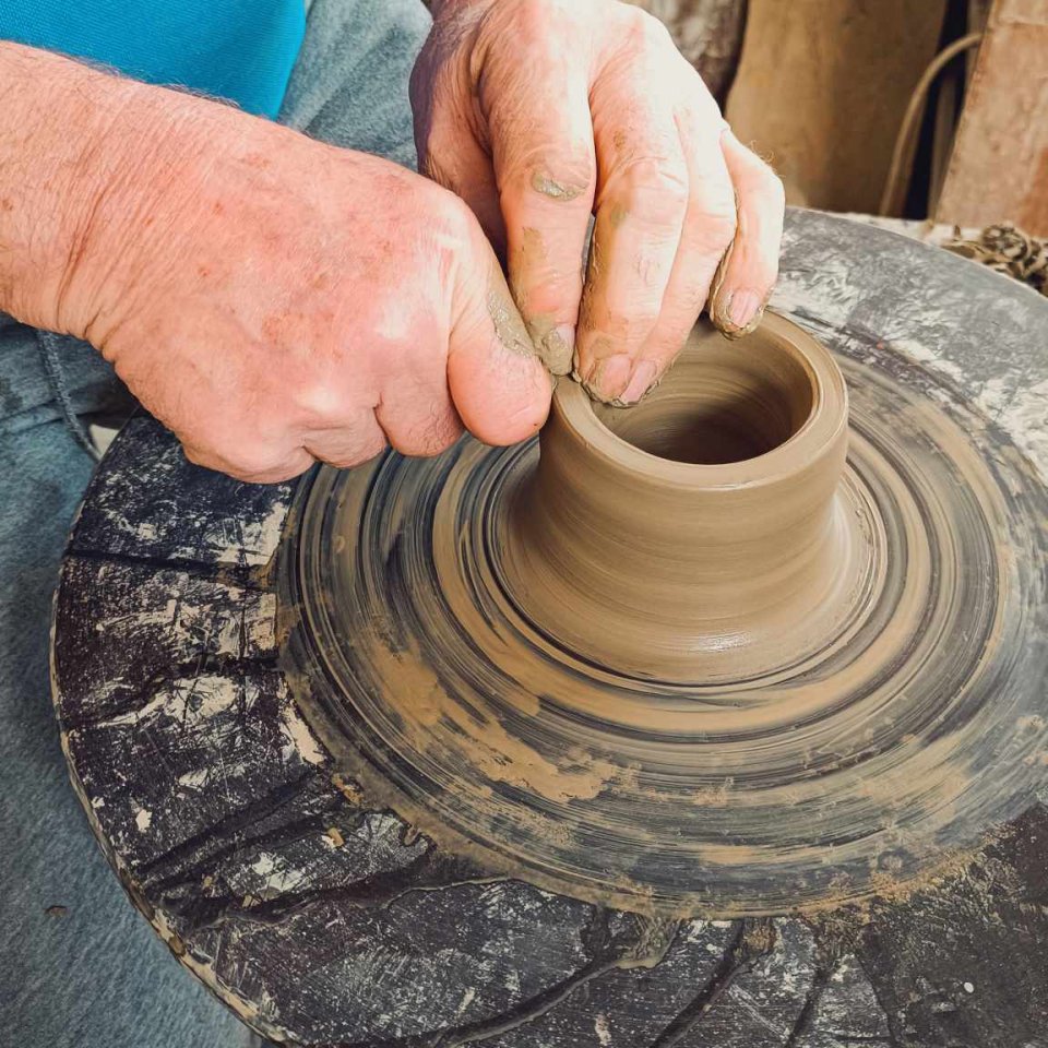 SZABÓ KERÁMIA Rönök ( 10 km )